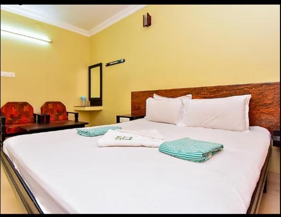 Hotel Srimaniya Kanyakumari Esterno foto