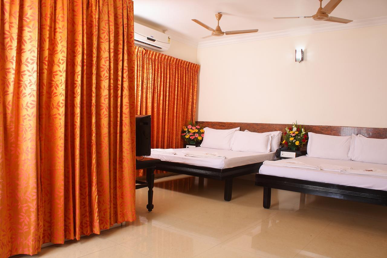 Hotel Srimaniya Kanyakumari Esterno foto