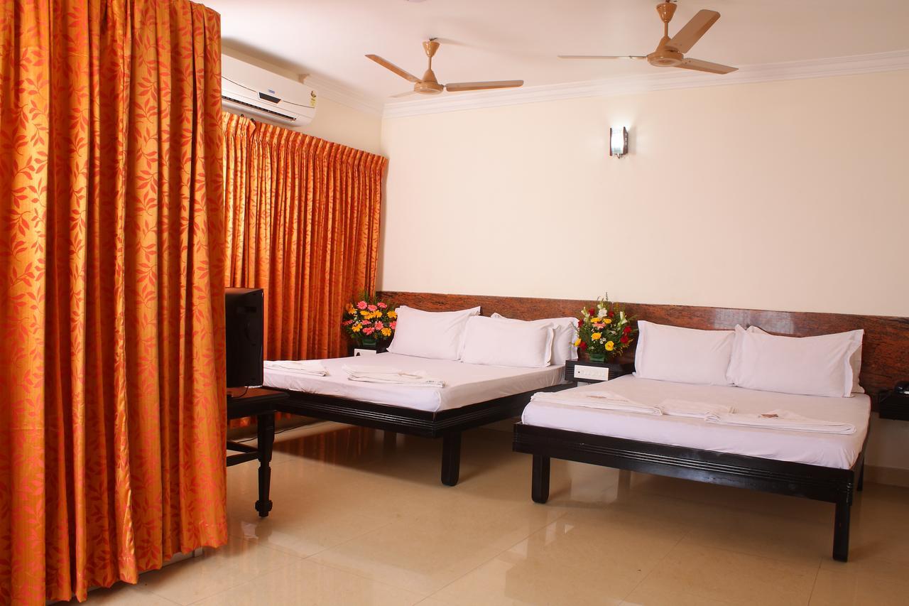 Hotel Srimaniya Kanyakumari Esterno foto